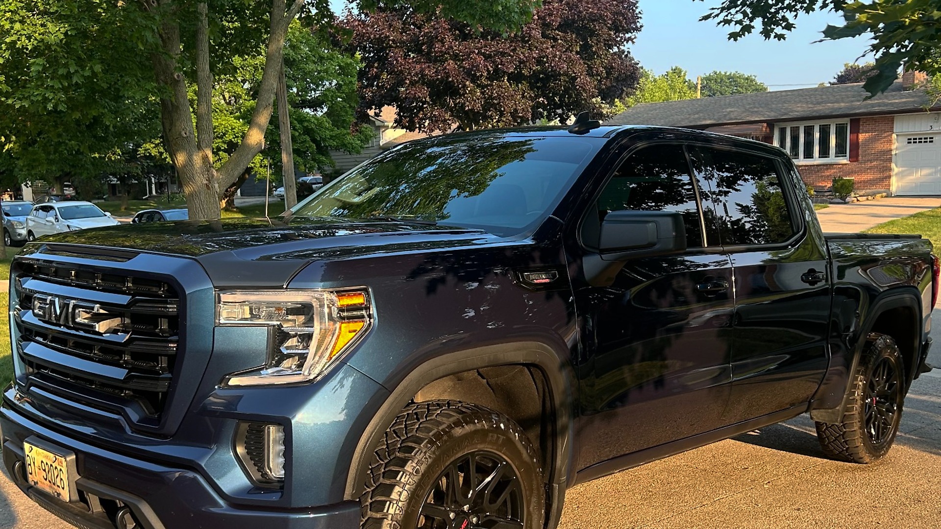 GMC truck professionally detailed by Mike's Auto Detailing